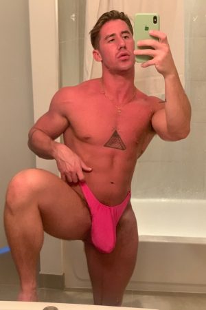 Gros asiat qui provoque pour bander direct Kenji - rencontre-Ronde-Paris