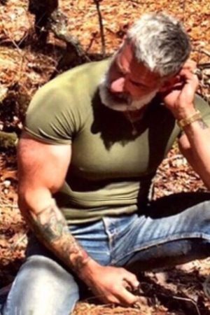 J’ai besoin de me vider les couilles ce soir Olivier - rencontre-Gay-Nice