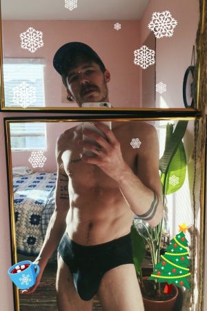 Chaud pour un moment sympa ce soir ! Cyrille - rencontre-MILF-Nice