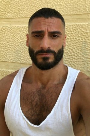 Putain, faut que je me défoule Rafael - rencontre-Gay-Saint-Étienne