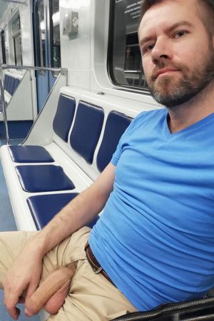 Chaud(e) comme le métro en été Rémy - rencontre-Gay-Saint-Étienne