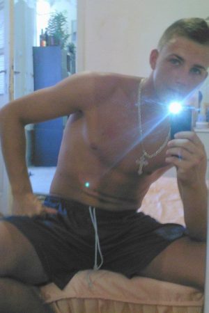 Léo, 18 ans à Limoges Léo - rencontre-Minet-Limoges