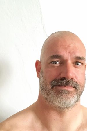Séducteur mature et expérimenté Paul - rencontre-Daddy-Dijon