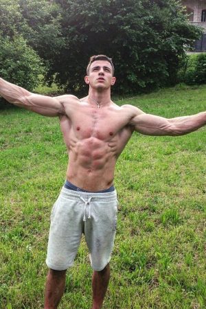 Boulogne, naturiste et envie de soleil Armand - rencontre-Gay-Boulogne-Billancourt