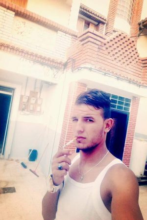 Si tu veux profiter de l’été avec moi… Adrien - rencontre-Minet-Angers