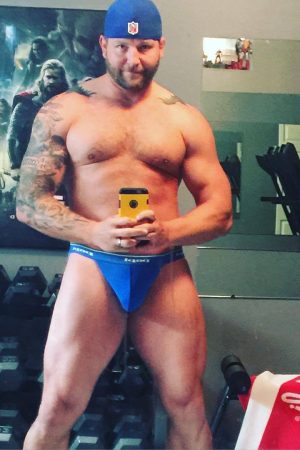 31 ans, en mode insomniaque Robin - rencontre-Daddy-Saint-Maur-des-Fossés