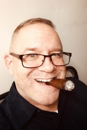 Envie d’un moment sans pression Lenny - rencontre-Gay-Dunkerque