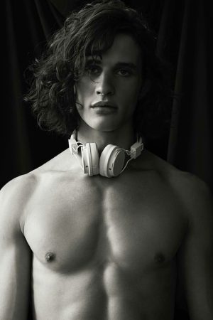 Armand - rencontre-Gay-Versailles