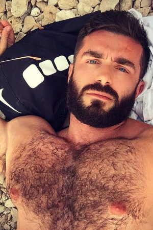 Solitaire en ville 🌆 Lucien - rencontre-Daddy-Montauban