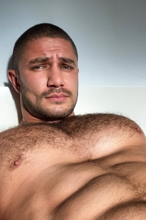Yanis - rencontre-Daddy-Nice