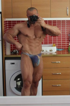 Thibault - rencontre-Gay-Bourges