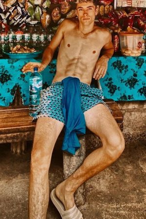 Chaud pour s’amuser Yanis - rencontre-Gay-Ivry-sur-Seine