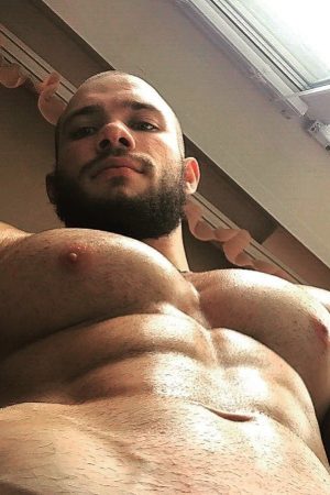Aventurier en manque de sensations Elias - rencontre-Daddy-Sarcelles