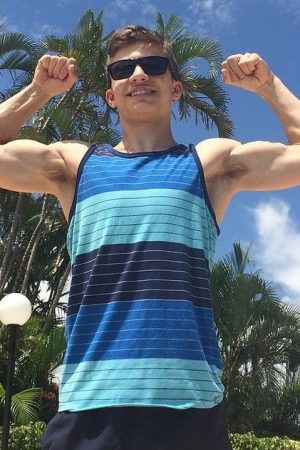 Arnold, 63 ans, en manque de tendresse Arnold - rencontre-Daddy-Corbeil-Essonnes