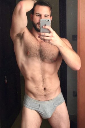 Cédric - rencontre-Daddy-Nantes