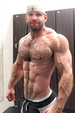Adrian - rencontre-Gay-Clermont-Ferrand