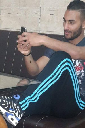 Barbe, café, audace! Karim - rencontre-Gay-Grenoble