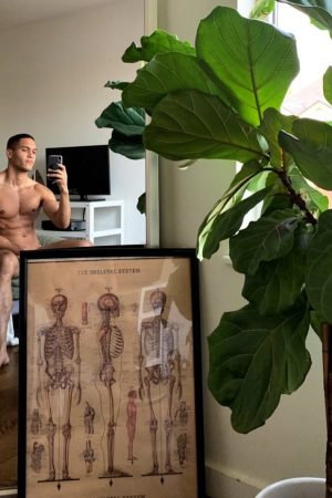 Discret et chaud 🔥 Cédric - rencontre-Gay-Massy