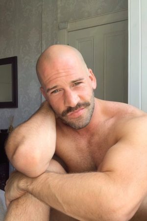Damien - rencontre-Gay-Saint-Herblain