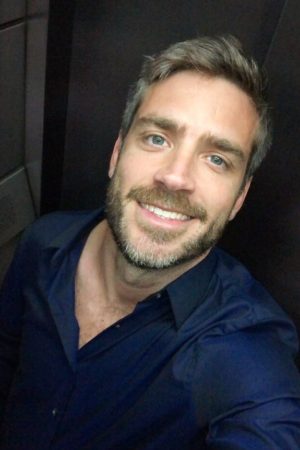 Un déclic, j’ai envie de sensations Hadrien - rencontre-Gay-Vannes