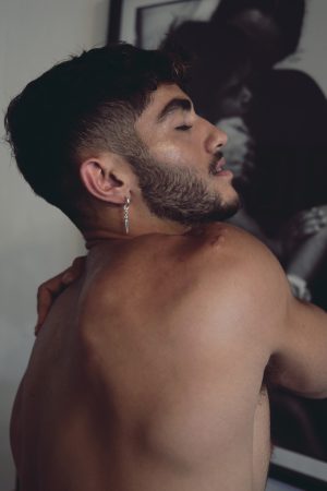 Ménage fini, le lit m’attend Rémi - rencontre-Minet-Grasse